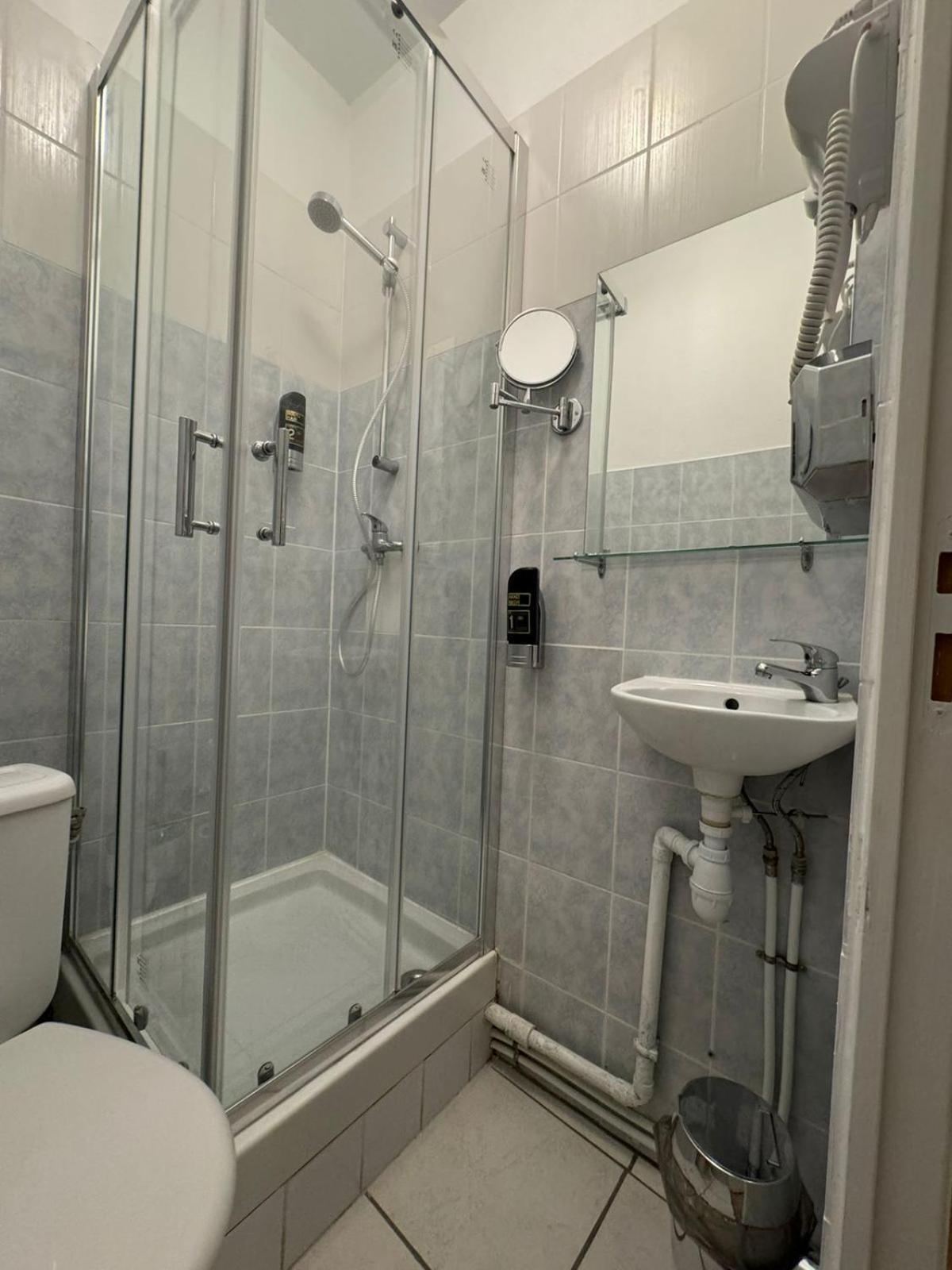 Etoiles De Mantes Hotell Eksteriør bilde